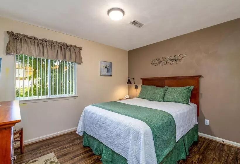 ホテル Affordable Suites Of America Lynchburg
