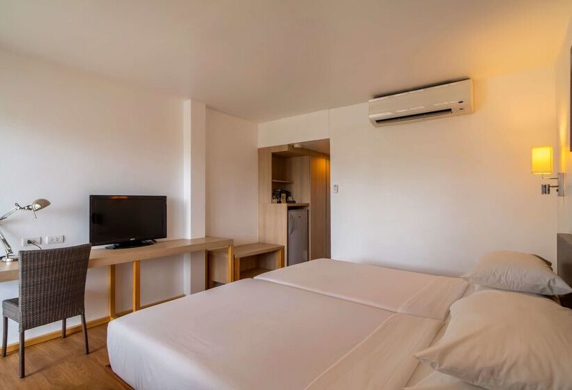 בית מלון כפרי Best Western Phuket Ocean Resort