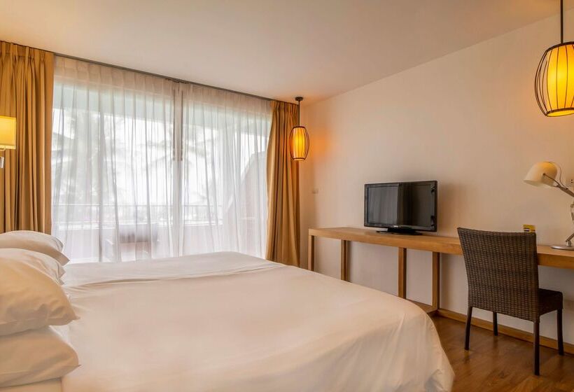 בית מלון כפרי Best Western Phuket Ocean Resort