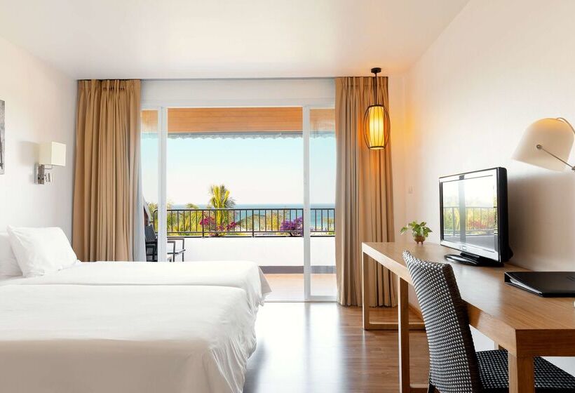 בית מלון כפרי Best Western Phuket Ocean Resort