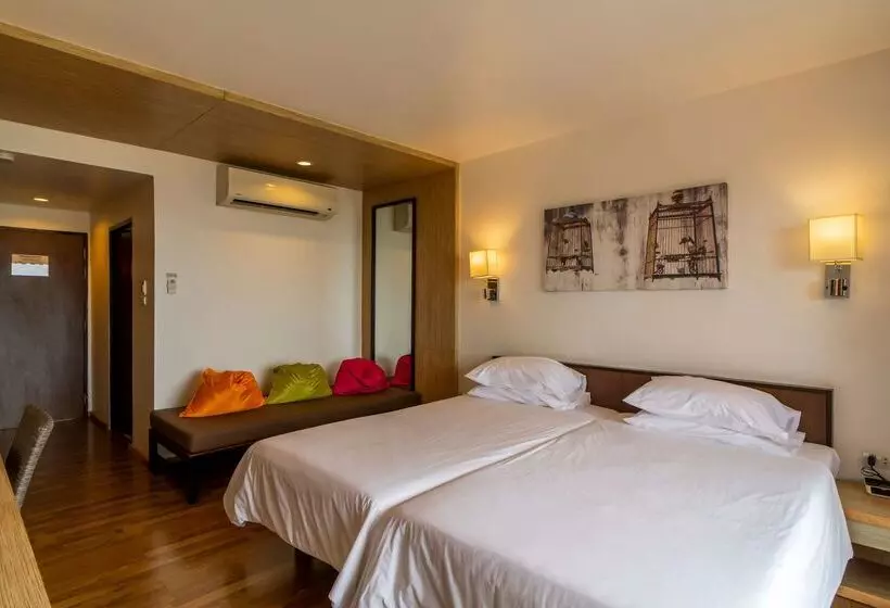 Отель Best Western Phuket Ocean Resort