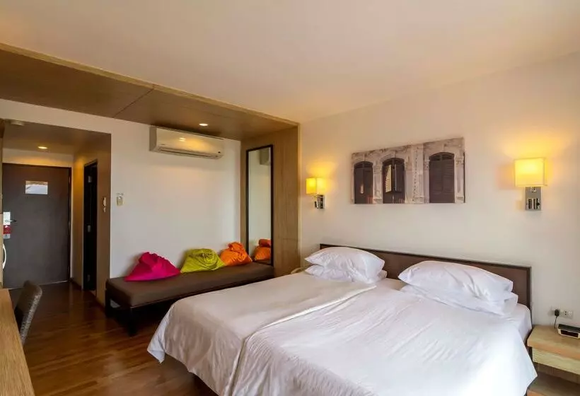 Отель Best Western Phuket Ocean Resort