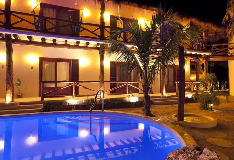 هتل Casa Iguana Holbox Beachfront