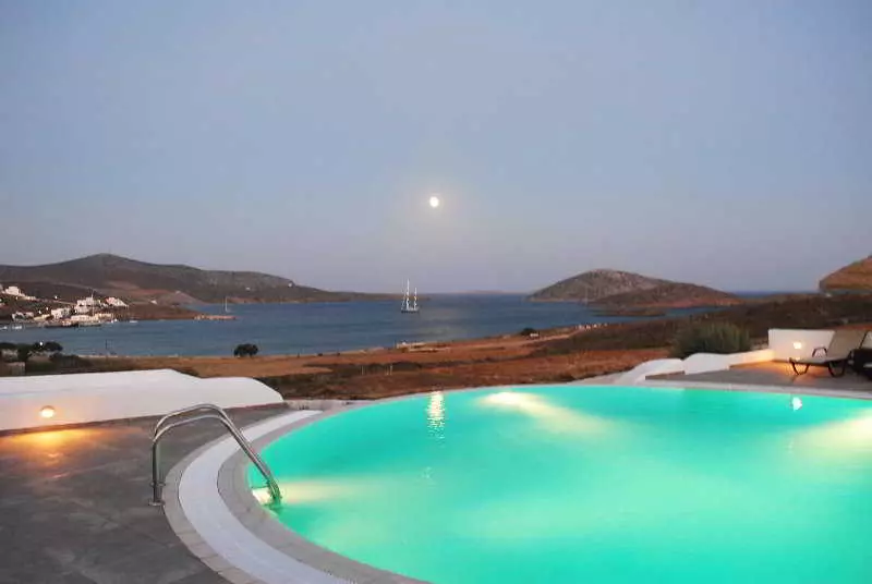 호텔 Castellano Village