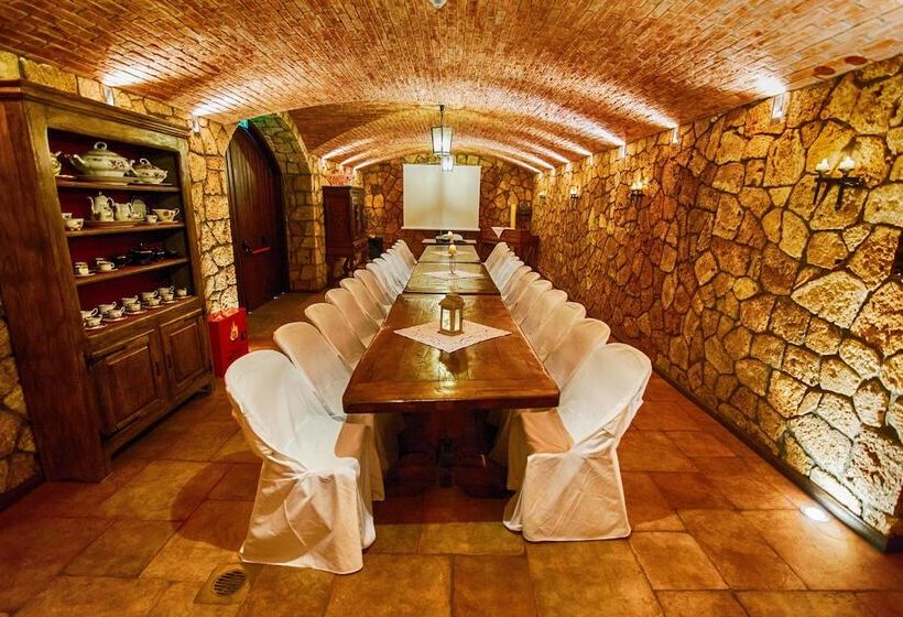 فندق Estate Kalaitzis