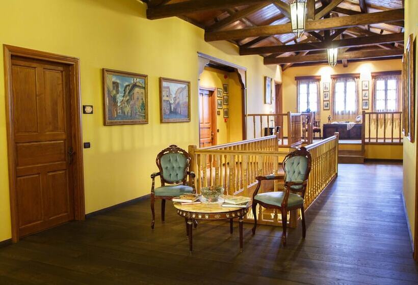 فندق Estate Kalaitzis