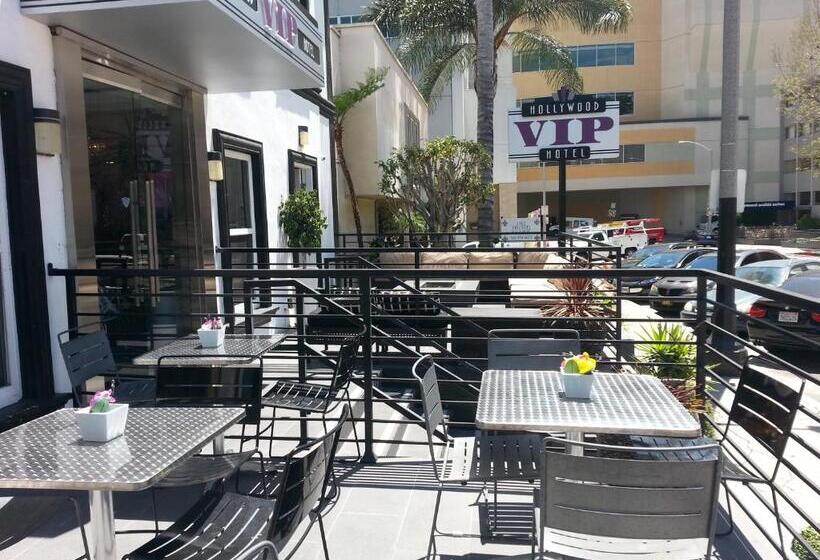 בית מלון כפרי Hollywood Vip