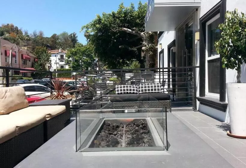 ホテル Hollywood Vip