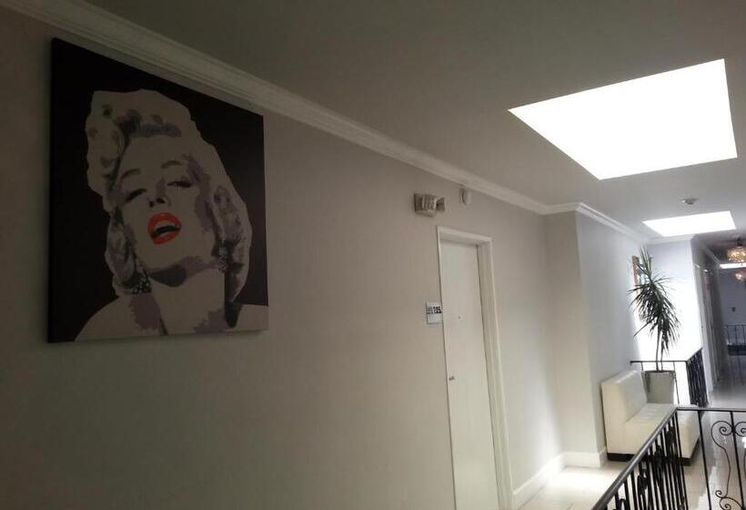 בית מלון כפרי Hollywood Vip