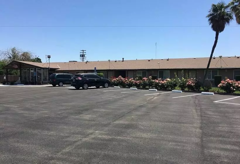 酒店 Maple Inn And Suites Los Banos