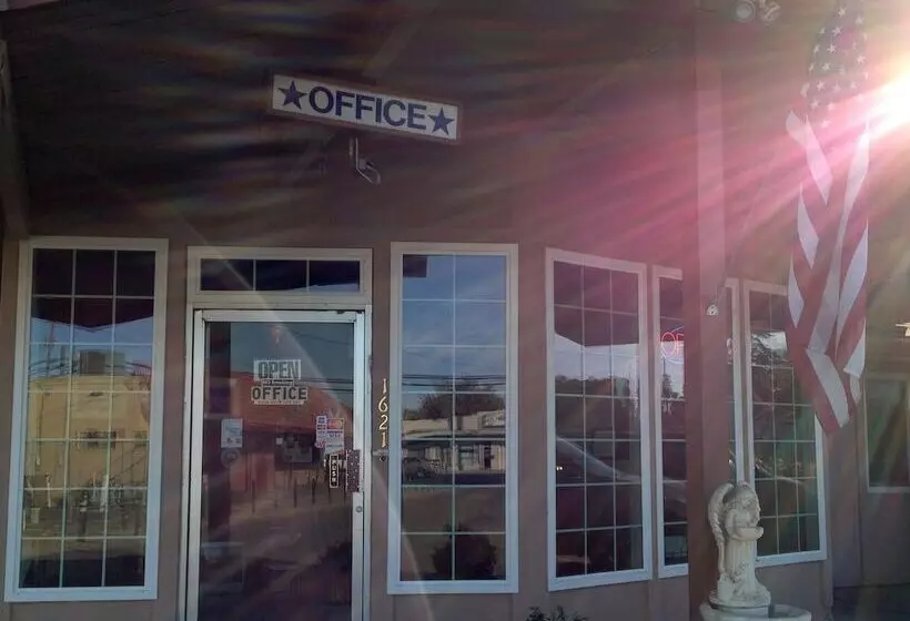 酒店 Maple Inn And Suites Los Banos