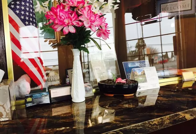 酒店 Maple Inn And Suites Los Banos