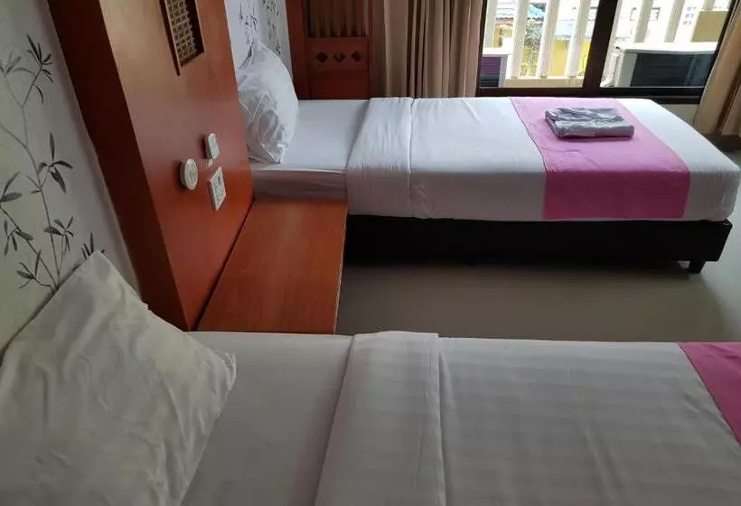 Poonsook Phitsanulok Hotel Sha Plus