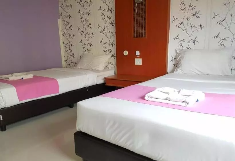 Poonsook Phitsanulok Hotel Sha Plus