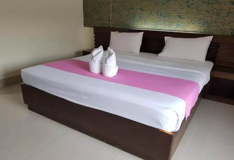 Poonsook Phitsanulok Hotel Sha Plus