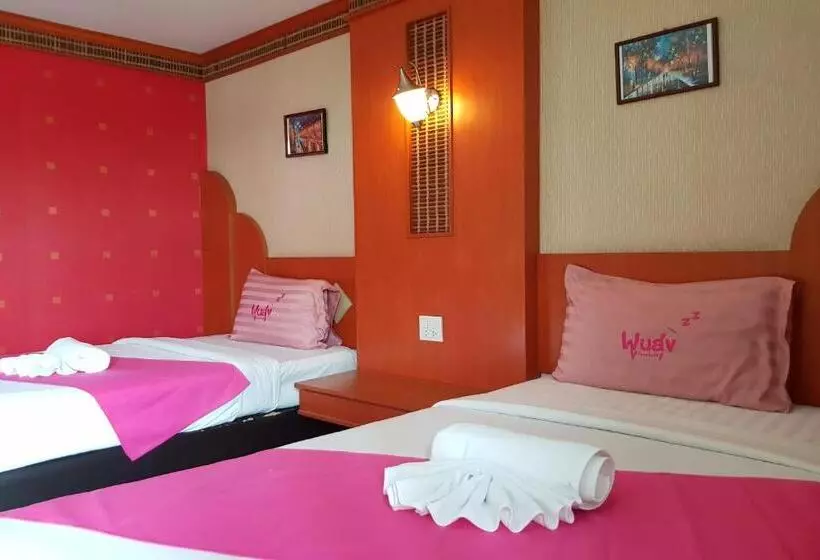 Poonsook Phitsanulok Hotel Sha Plus