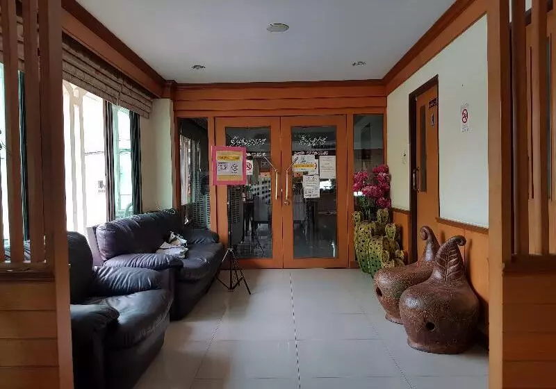 Poonsook Phitsanulok Hotel Sha Plus