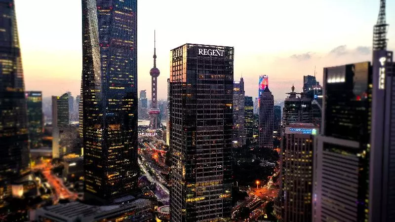 호텔 Regent Shanghai Pudong   Complimentary First Round Minibar Per Stay   Including A Bottle Of Wine