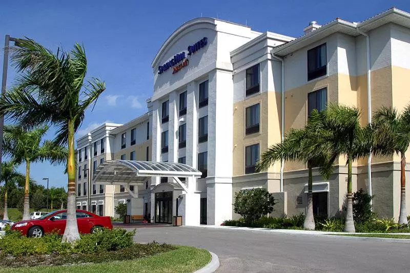 هتل Springhill Suites Fort Myers Airport