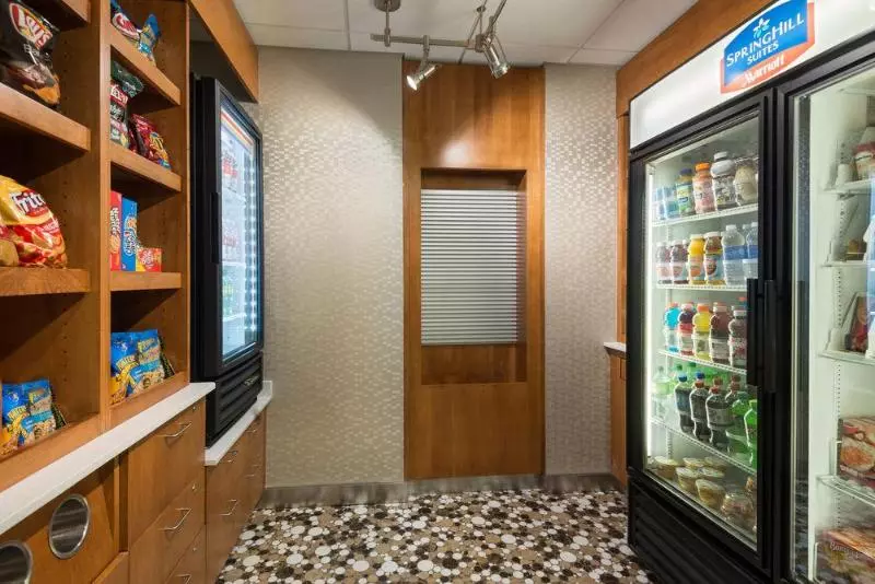 هتل Springhill Suites Fort Myers Airport