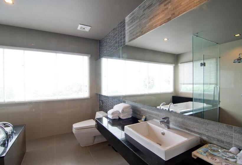 ホテル Welcome World Beachfront Resort