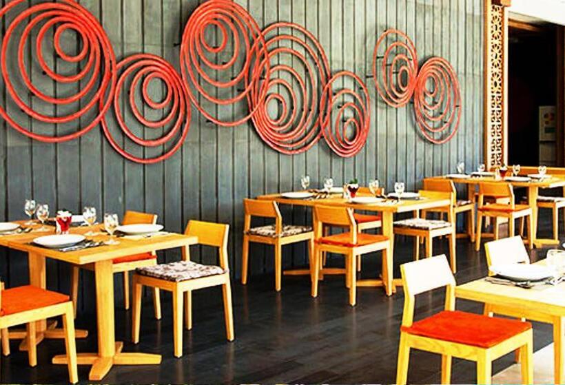 ホテル Welcome World Beachfront Resort