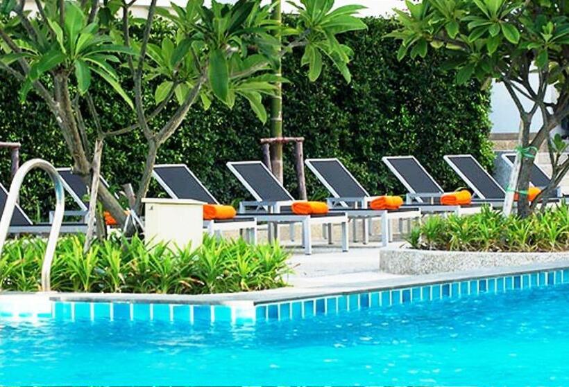 ホテル Welcome World Beachfront Resort