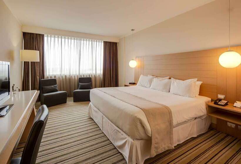 هتل Wyndham Concepcion Pettra