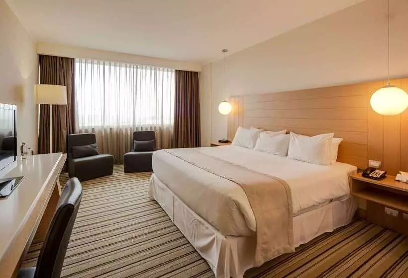 Hotel Wyndham Concepcion Pettra