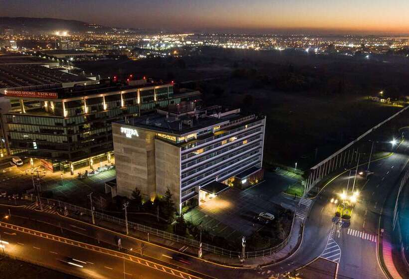 هتل Wyndham Concepcion Pettra