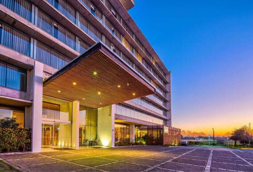هتل Wyndham Concepcion Pettra