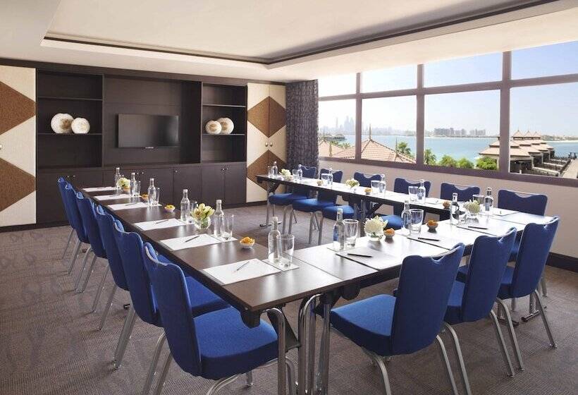 Anantara The Palm Dubai Resort
