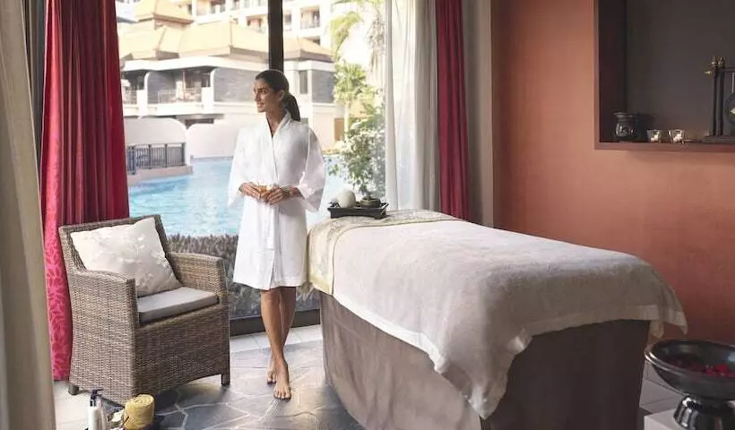 Anantara The Palm Dubai Resort