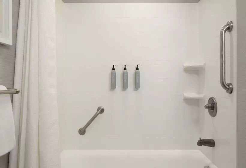 Courtyard By Marriott Columbus New Albany