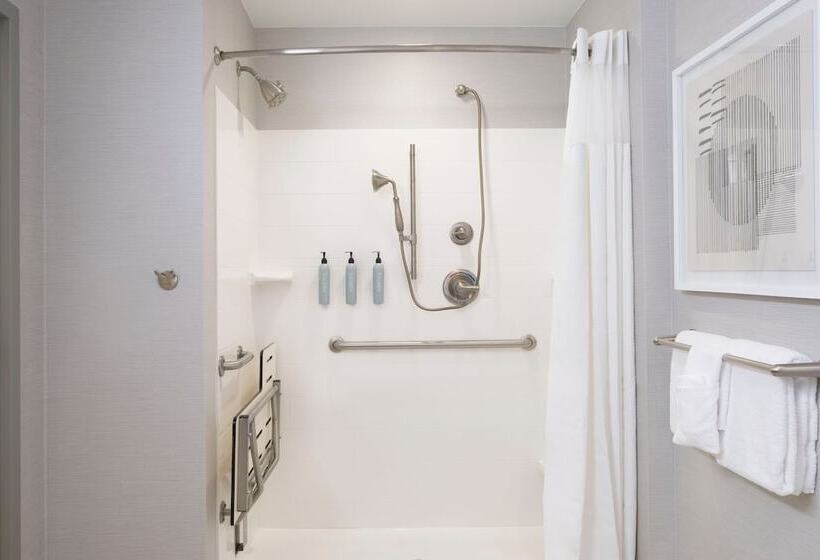 Courtyard By Marriott Columbus New Albany