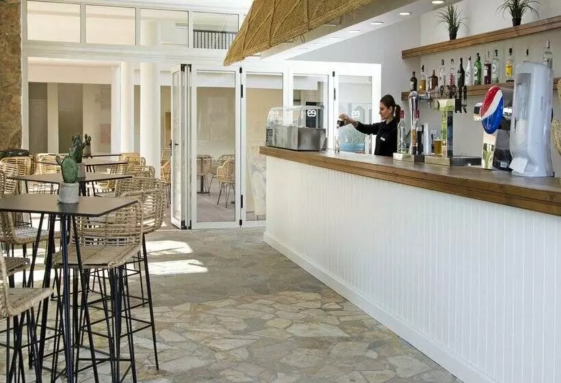 Отель Ereza Mar - Adults Only