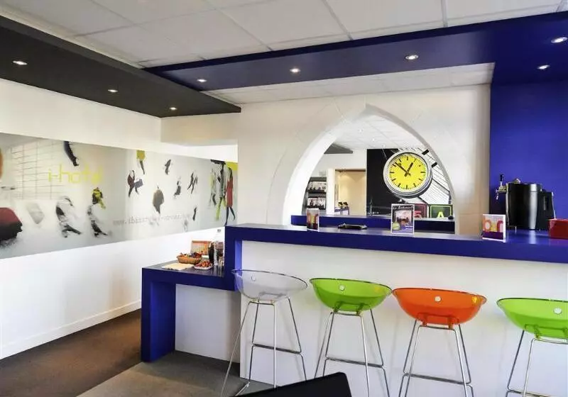 هتل Ibis Styles Vannes Gare Centre