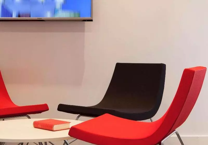 هتل Ibis Styles Vannes Gare Centre