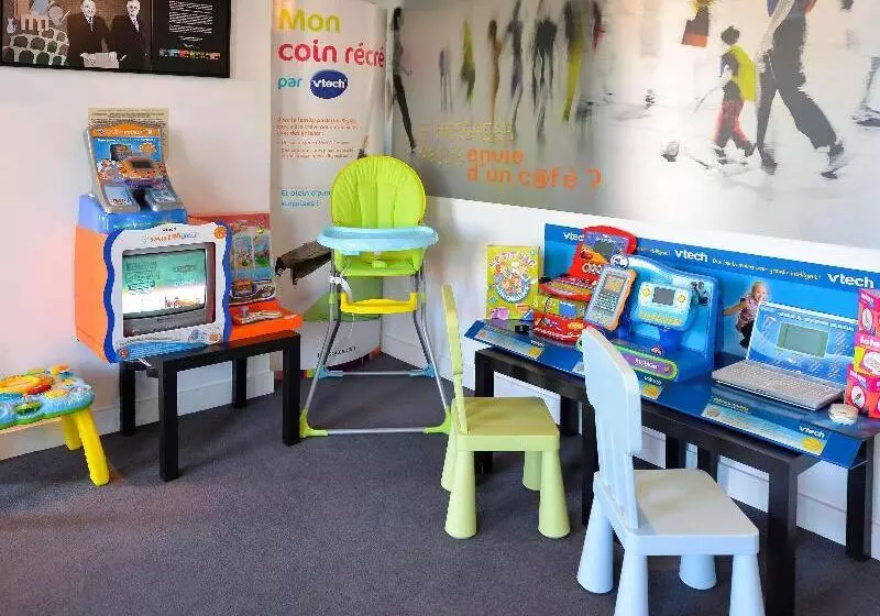 هتل Ibis Styles Vannes Gare Centre