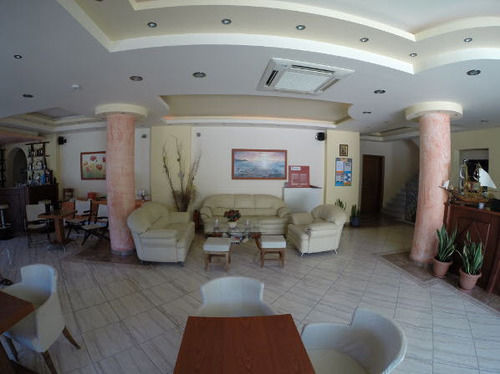 בית מלון כפרי Lazaratos