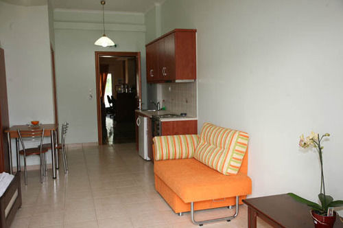 בית מלון כפרי Lazaratos