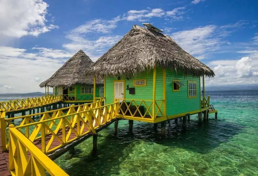 هتل Punta Caracol Acqua Lodge