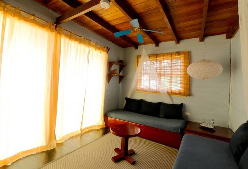 فندق Punta Caracol Acqua Lodge