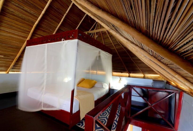 فندق Punta Caracol Acqua Lodge