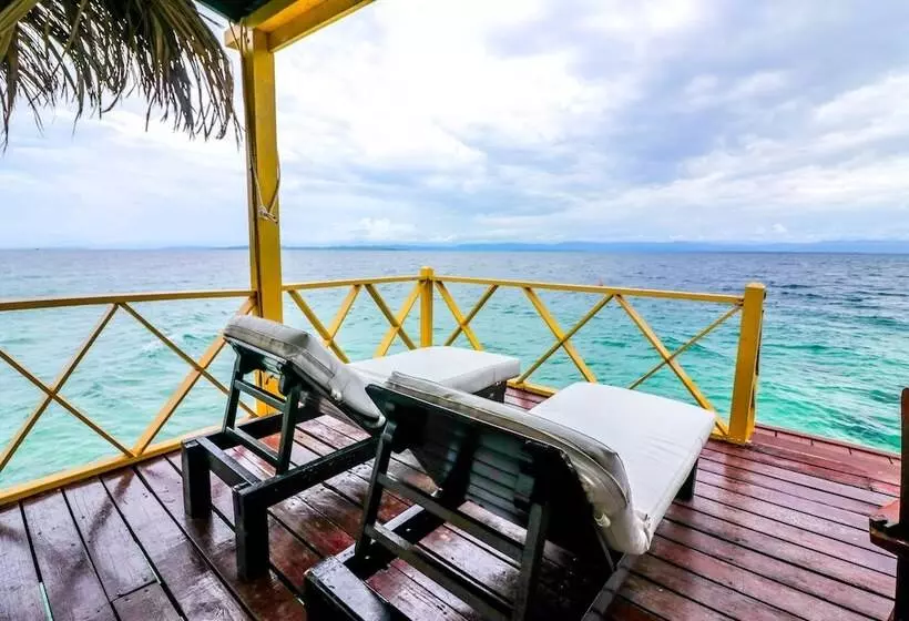 هتل Punta Caracol Acqua Lodge