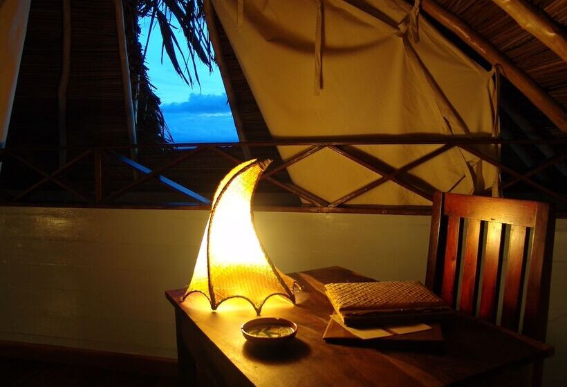 فندق Punta Caracol Acqua Lodge