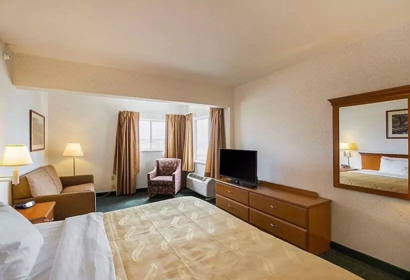 酒店 Quality Inn & Suites Belmont Route 151