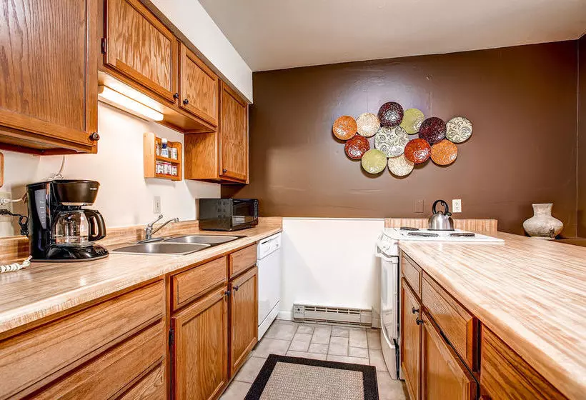 Hotel Sawmill Creek Condominiums