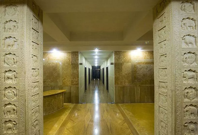 Hotel Shanti Residency