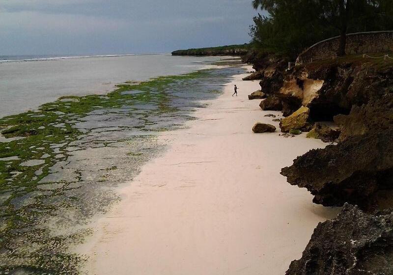 בית מלון כפרי Sunshine Marine Lodge